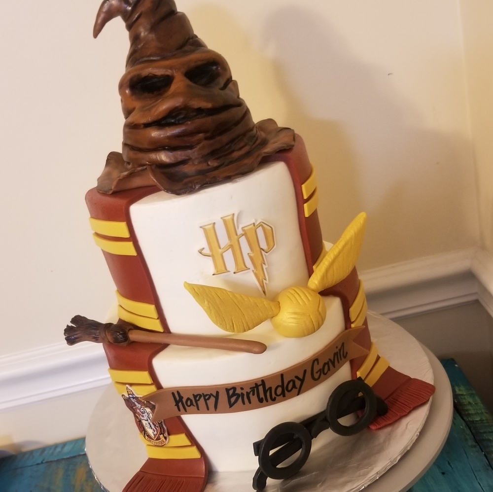COPY - Handmade Fondant Harry Potter Inspired Cake Topper Set